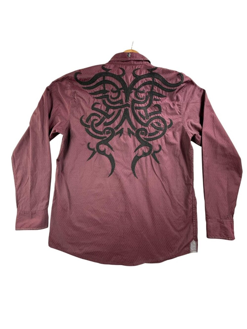 Roar Shirt Mens XL Red Tribal Embroidered Snap Front Long Sleeve Western Graphic